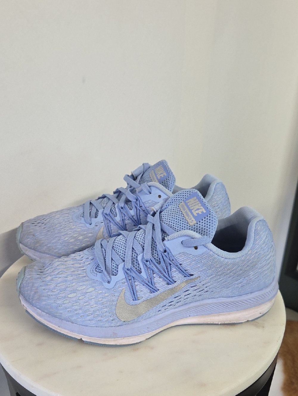 Nike Women’s Zoom Windflo 5 Running Sneakers Light Blue Size 6.5